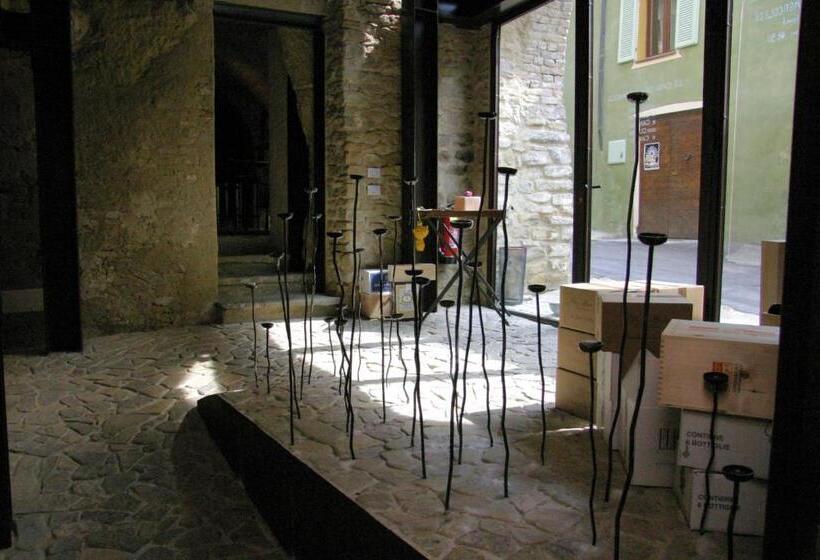 فندق Le Case Della Saracca