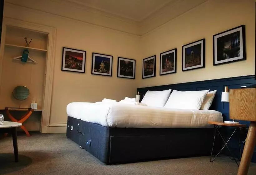 هاستل The Balerno Inn