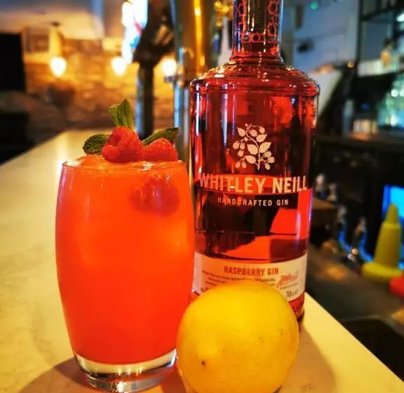 هاستل The Balerno Inn