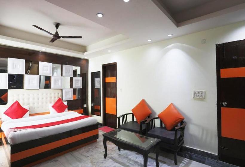 Hotel Spot On 47160 Shah S Aarna Vatika