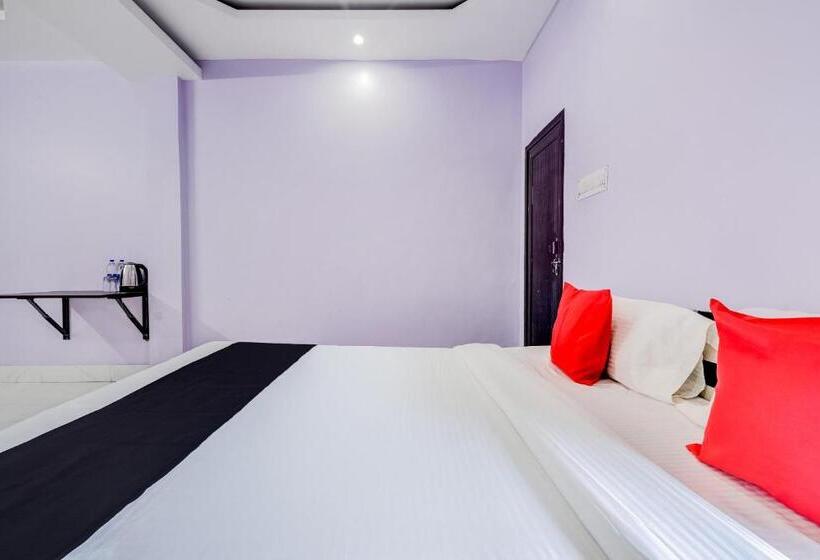 هتل Super Capital O Gulmohar Marriage Garden