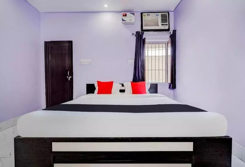 Hotelli Super Capital O Gulmohar Marriage Garden