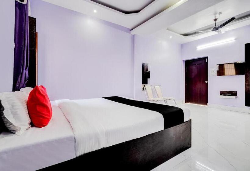 هتل Super Capital O Gulmohar Marriage Garden