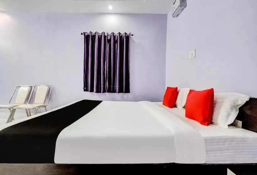 Hotelli Super Capital O Gulmohar Marriage Garden