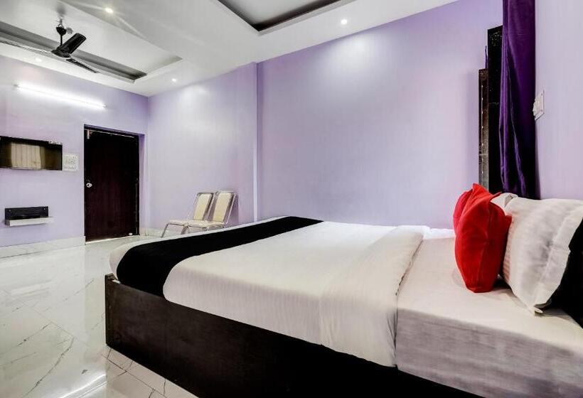 هتل Super Capital O Gulmohar Marriage Garden