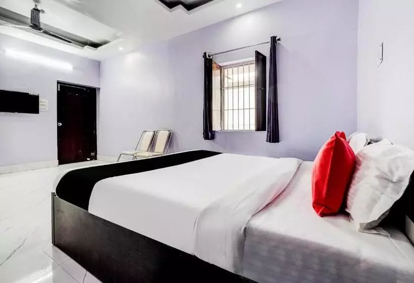 Hotelli Super Capital O Gulmohar Marriage Garden