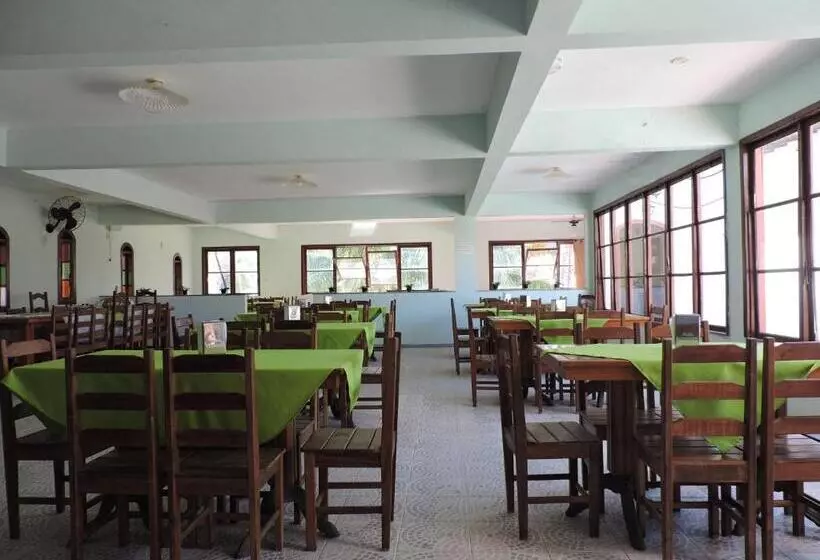 Majatalo Pousada Beach