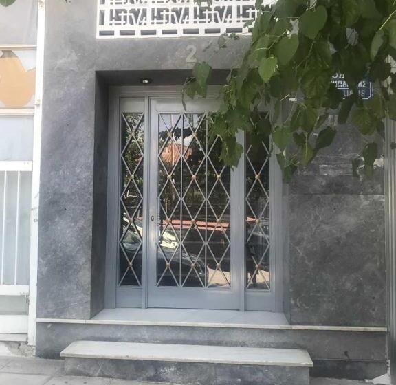 Upstreet Minimal 2bd Apt Lycabettus View