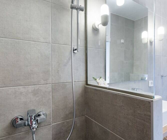 Upstreet Minimal 2bd Apt Lycabettus View