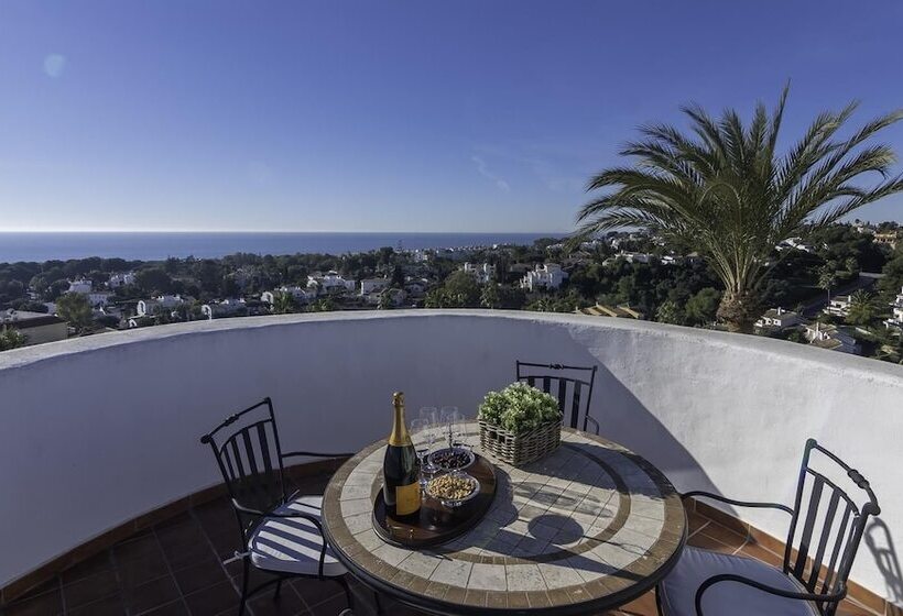 Spacious Villa With Impressive Views