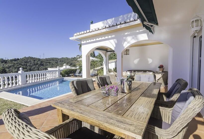 Spacious Villa With Impressive Views