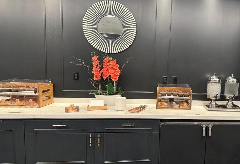 호텔 57 By Luxurban