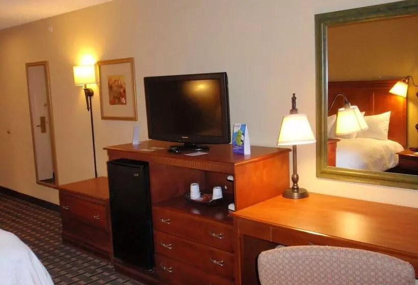 酒店 Baymont By Wyndham Lewisville