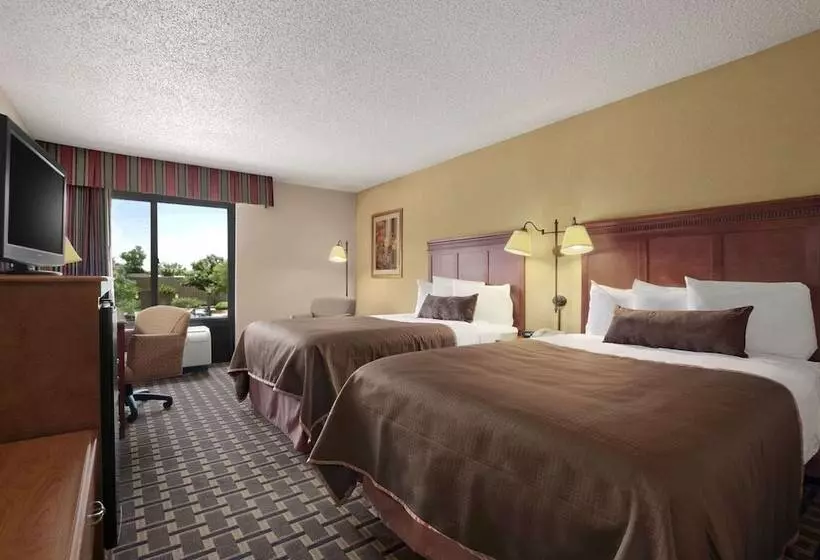 酒店 Baymont By Wyndham Lewisville