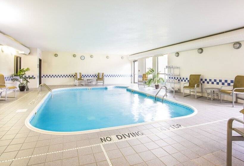 فندق Best Western Plus Mishawaka Inn