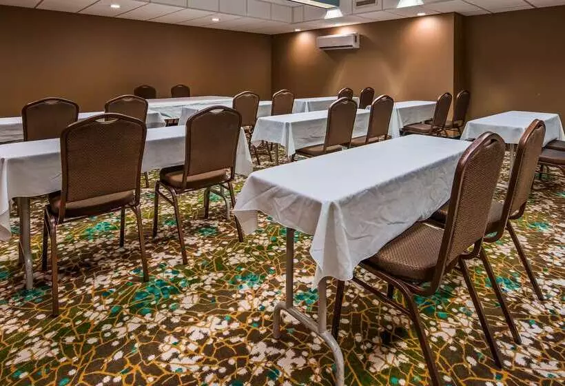 Отель Best Western Warren