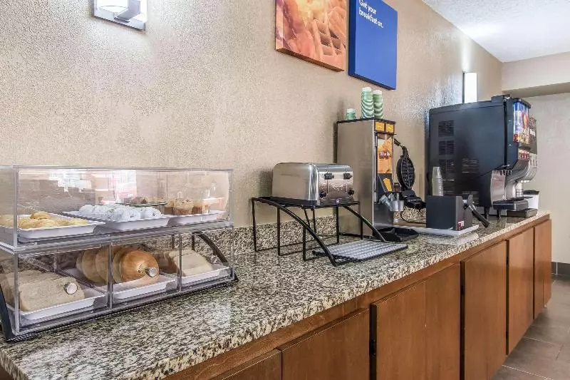 هتل Spark By Hilton Jackson Ridgeland