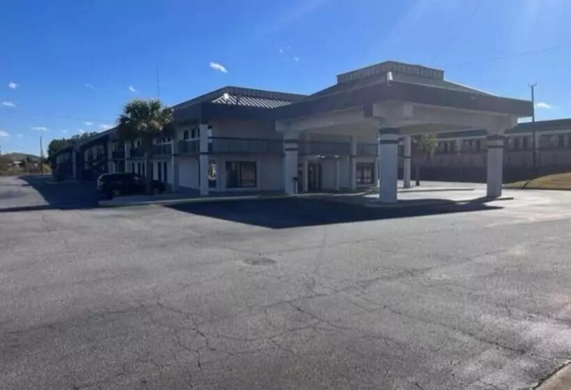 فندق Dublin Inn and Suites