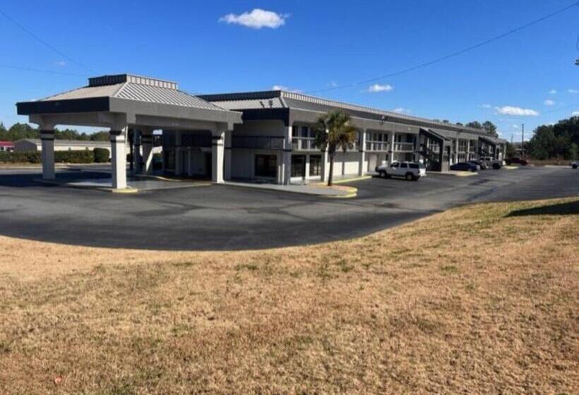 ホテル Dublin Inn and Suites