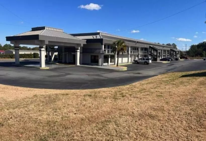 فندق Dublin Inn and Suites