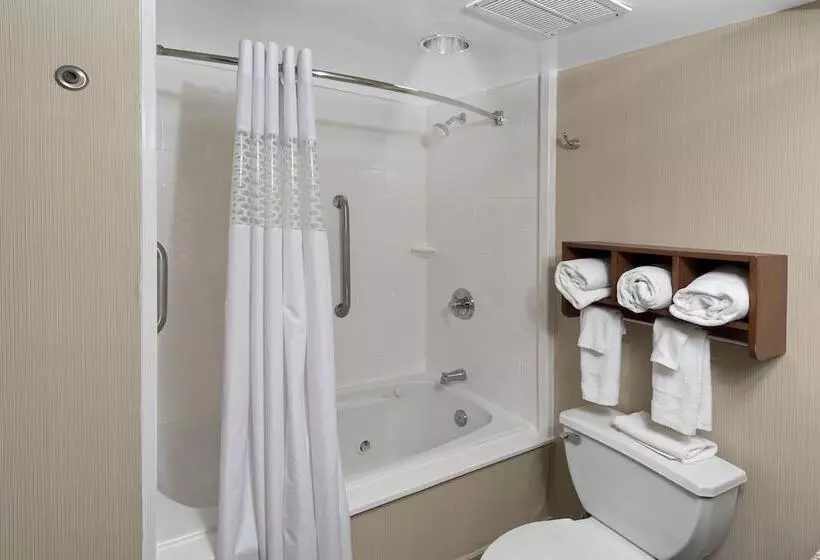 호텔 Hampton Inn Asheboro