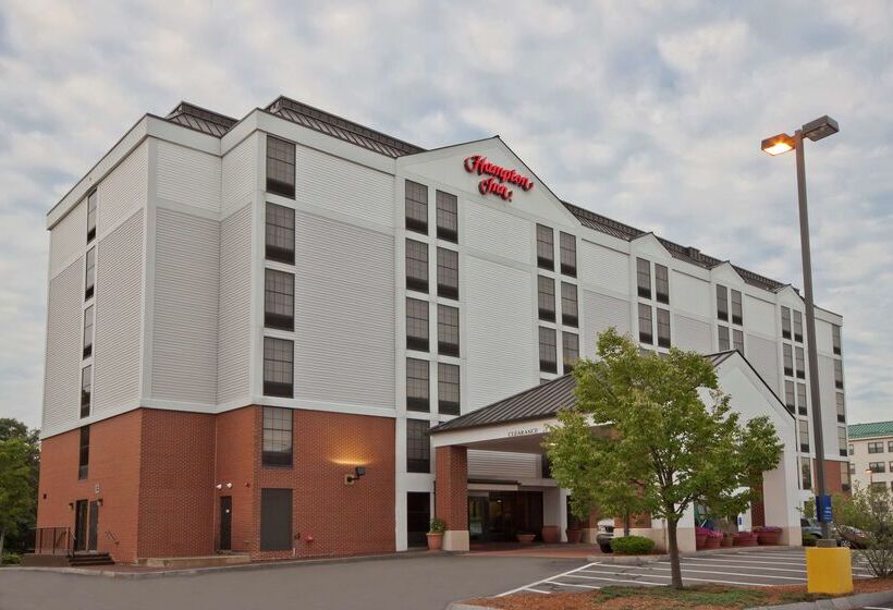 هتل Hampton Inn Boston/peabody