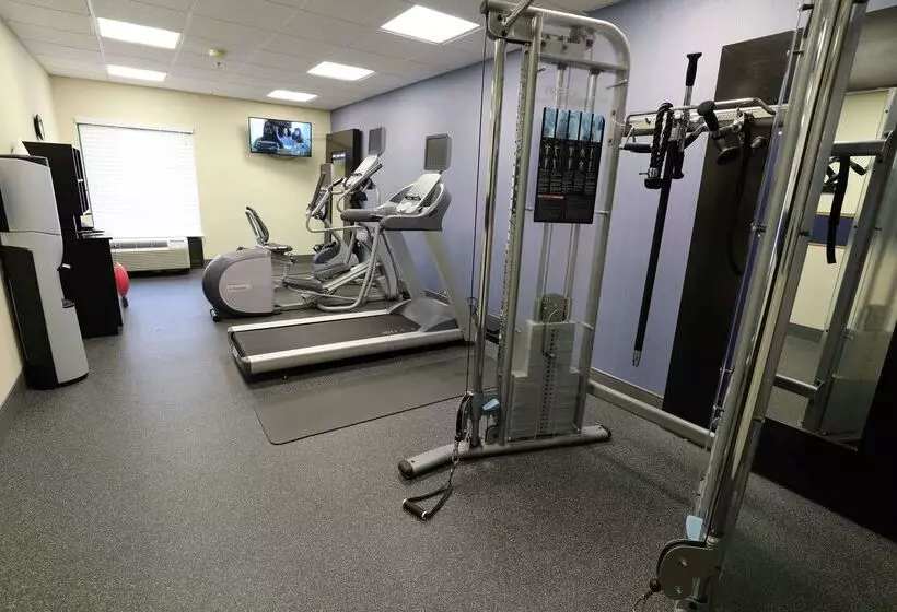 فندق Hampton Inn Dyersburg