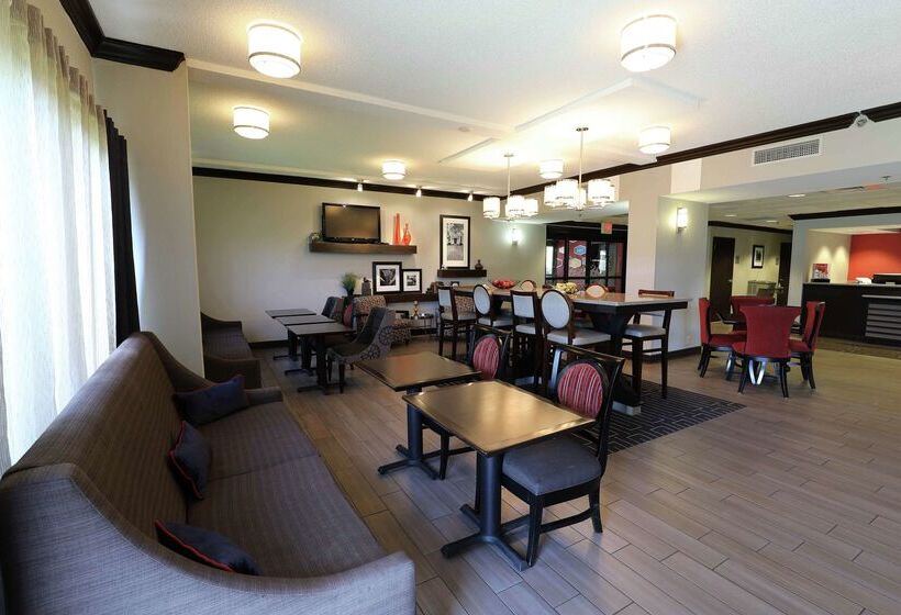 호텔 Hampton Inn Dyersburg
