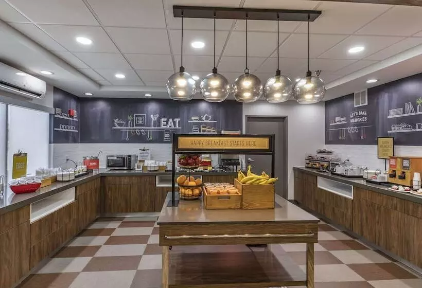 ホテル Hampton Inn Ft. Collins