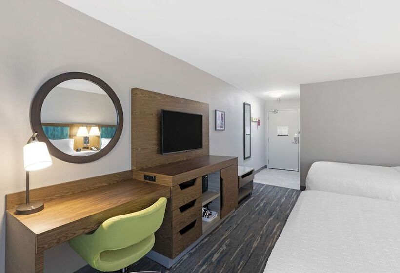 هتل Hampton Inn Ft. Collins