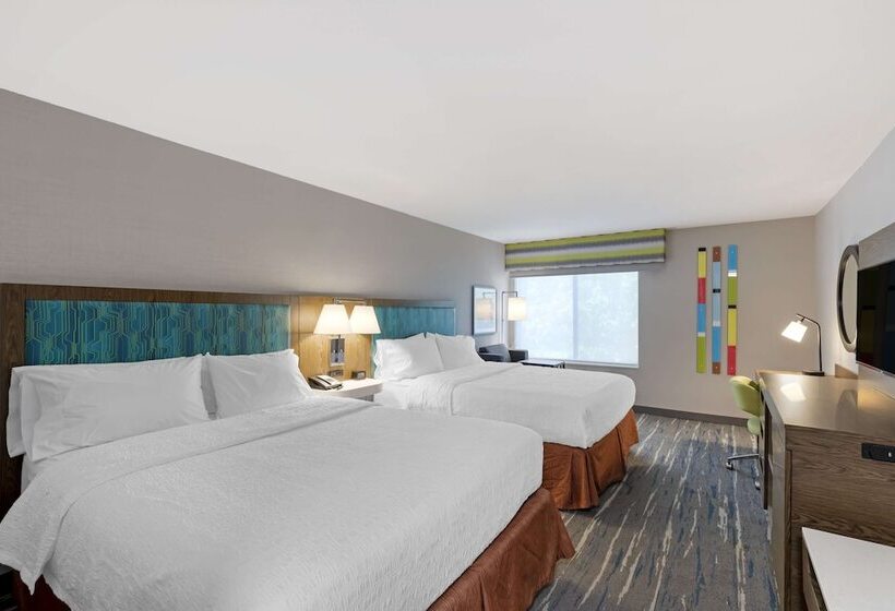 هتل Hampton Inn Ft. Collins