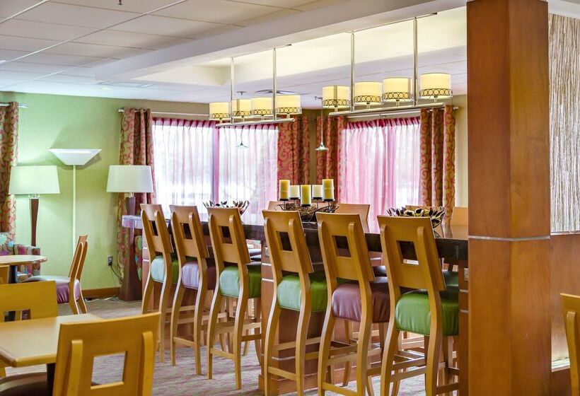 Отель Hampton Inn Harrisonburg   University