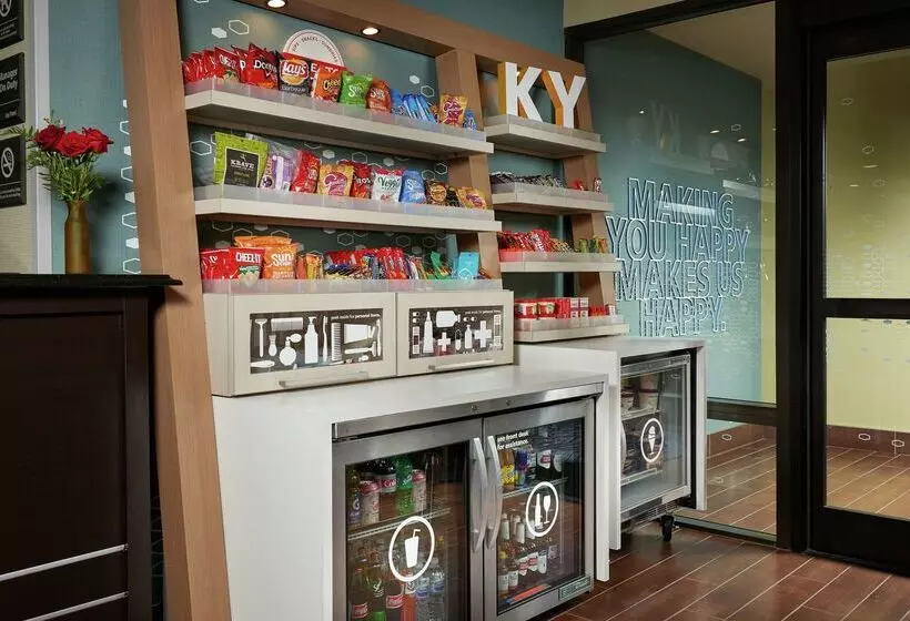 Отель Hampton Inn Louisville I65 @ Brooks Rd