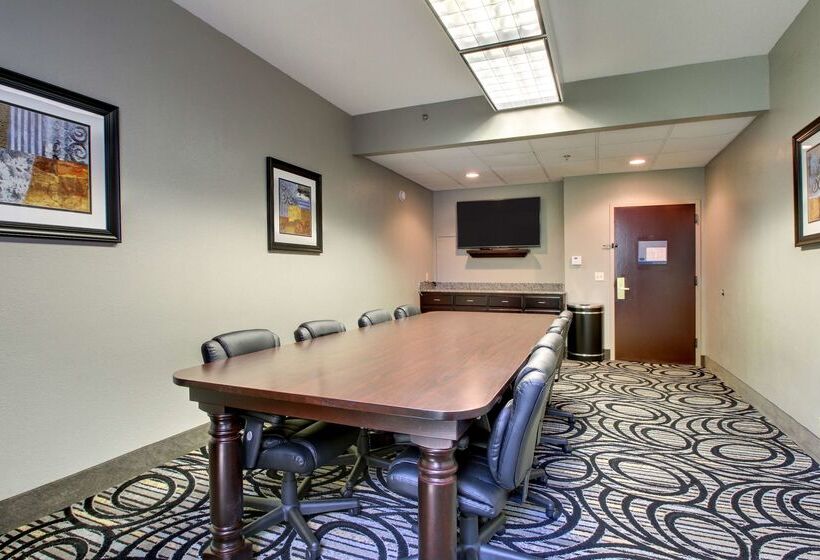 Отель Hampton Inn Rolla