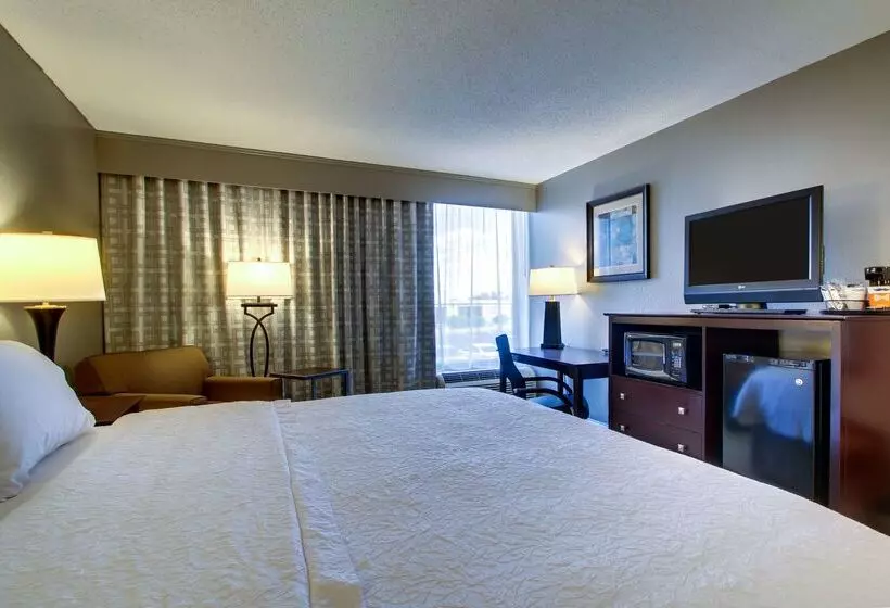 Отель Hampton Inn Rolla