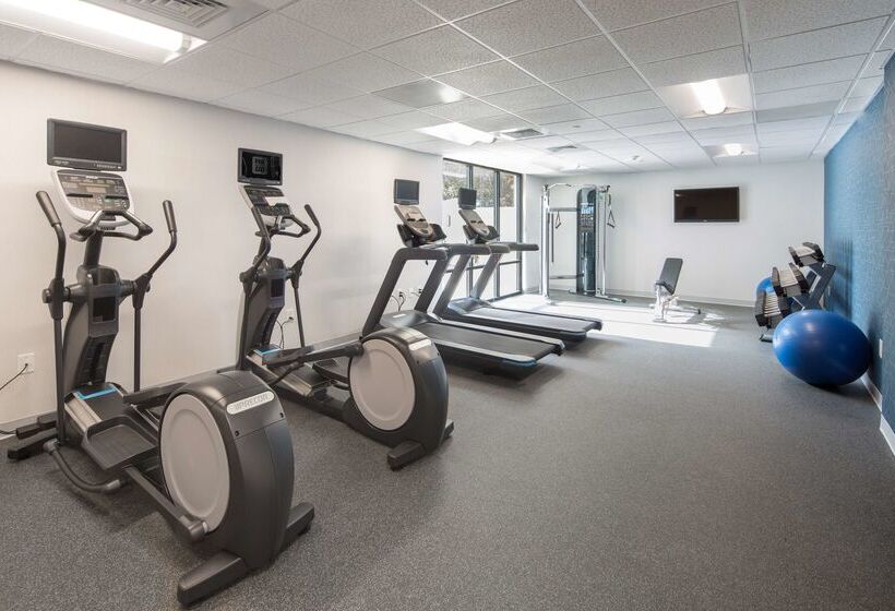 هتل Hampton Inn & Suites Charlotte/south Park At Phillips Place