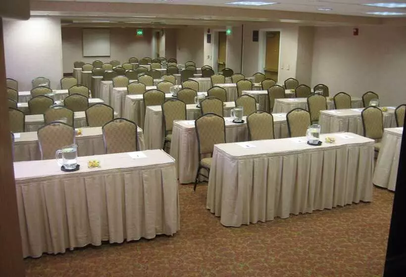 هتل Hampton Inn & Suites Phoenix/scottsdale