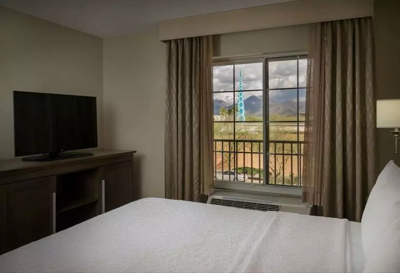 هتل Hampton Inn & Suites Phoenix/scottsdale