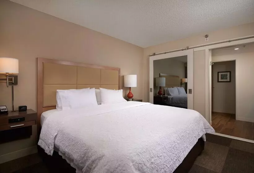 هتل Hampton Inn & Suites Phoenix/scottsdale