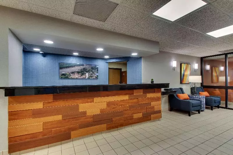 هتل Pear Tree Inn Cape Girardeau West