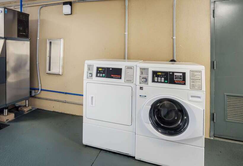 هتل Quality Inn Albany