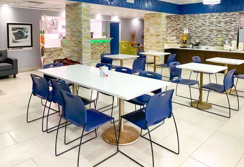 هتل Quality Inn Albany