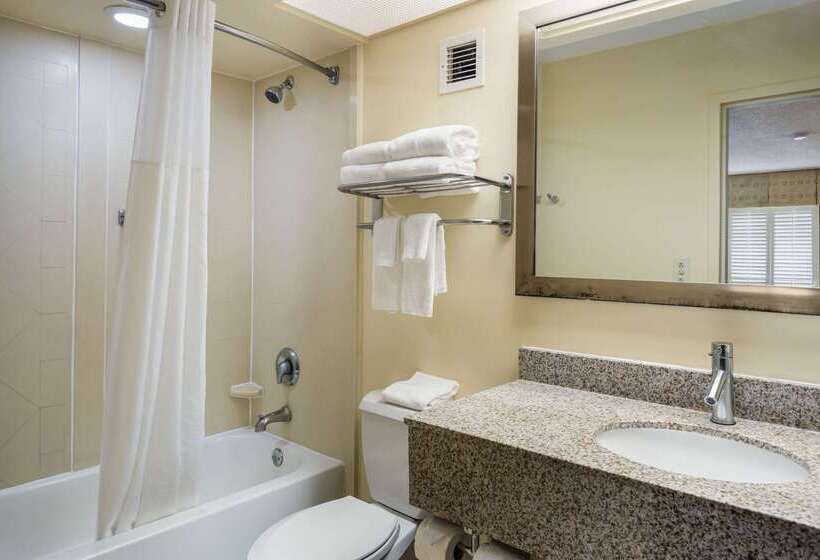 هتل Quality Inn Albany