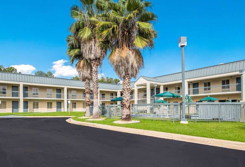 هتل Quality Inn Albany