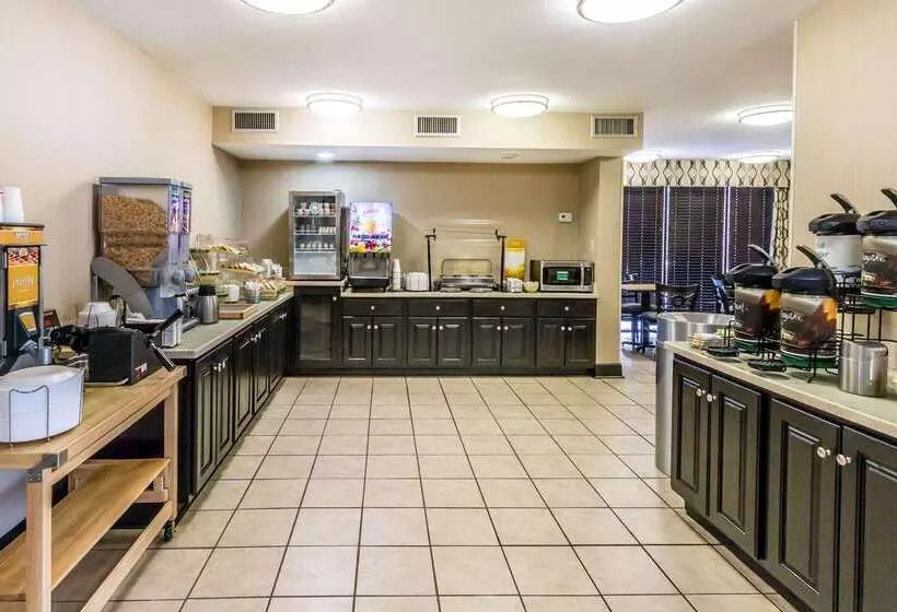 ホテル Quality Inn  Savannah I95