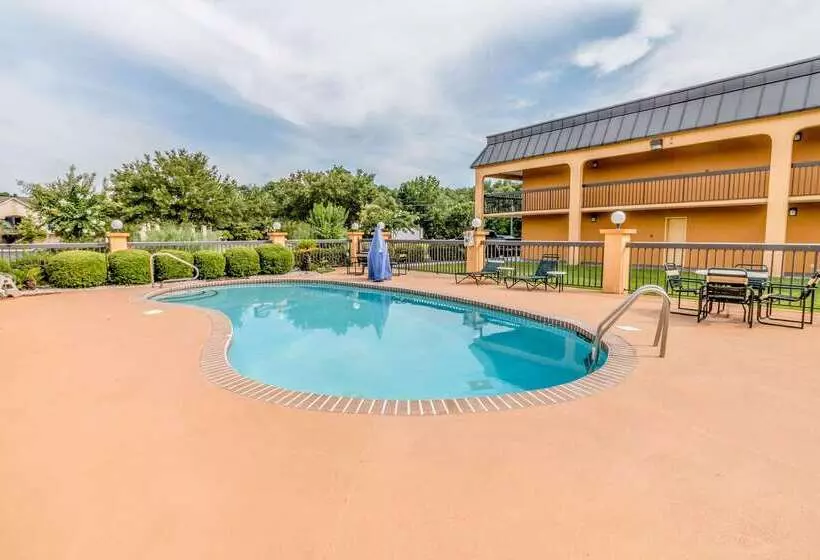 ホテル Quality Inn  Savannah I95