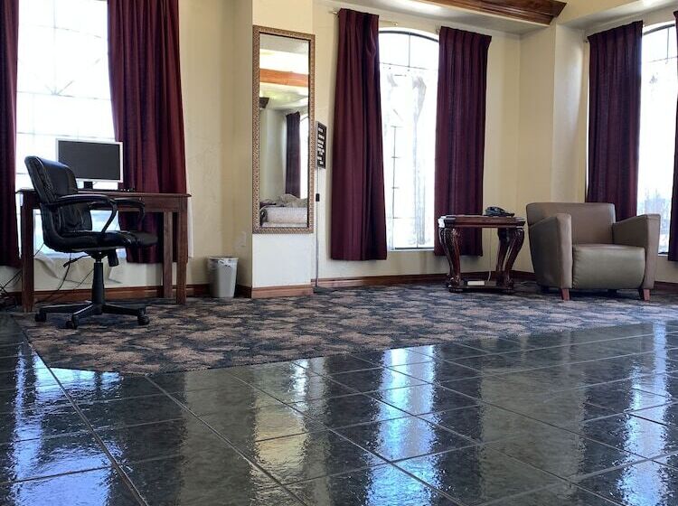 בית מלון כפרי Rest Inn Fort Smith