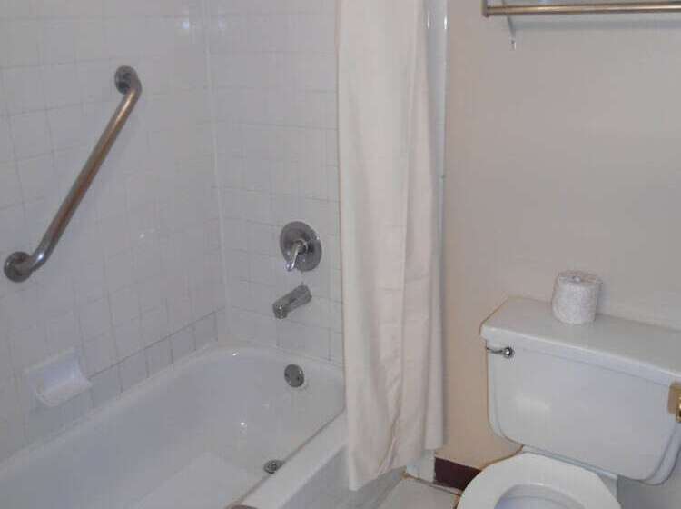 בית מלון כפרי Rest Inn Fort Smith