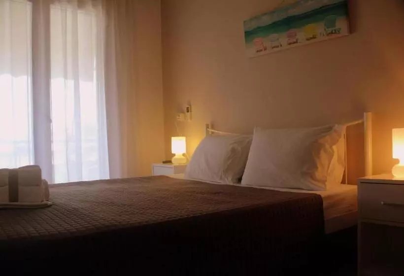 Giota Rooms