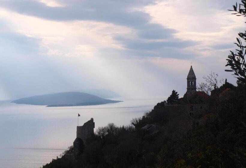 Пансион Guesthouse Podaca